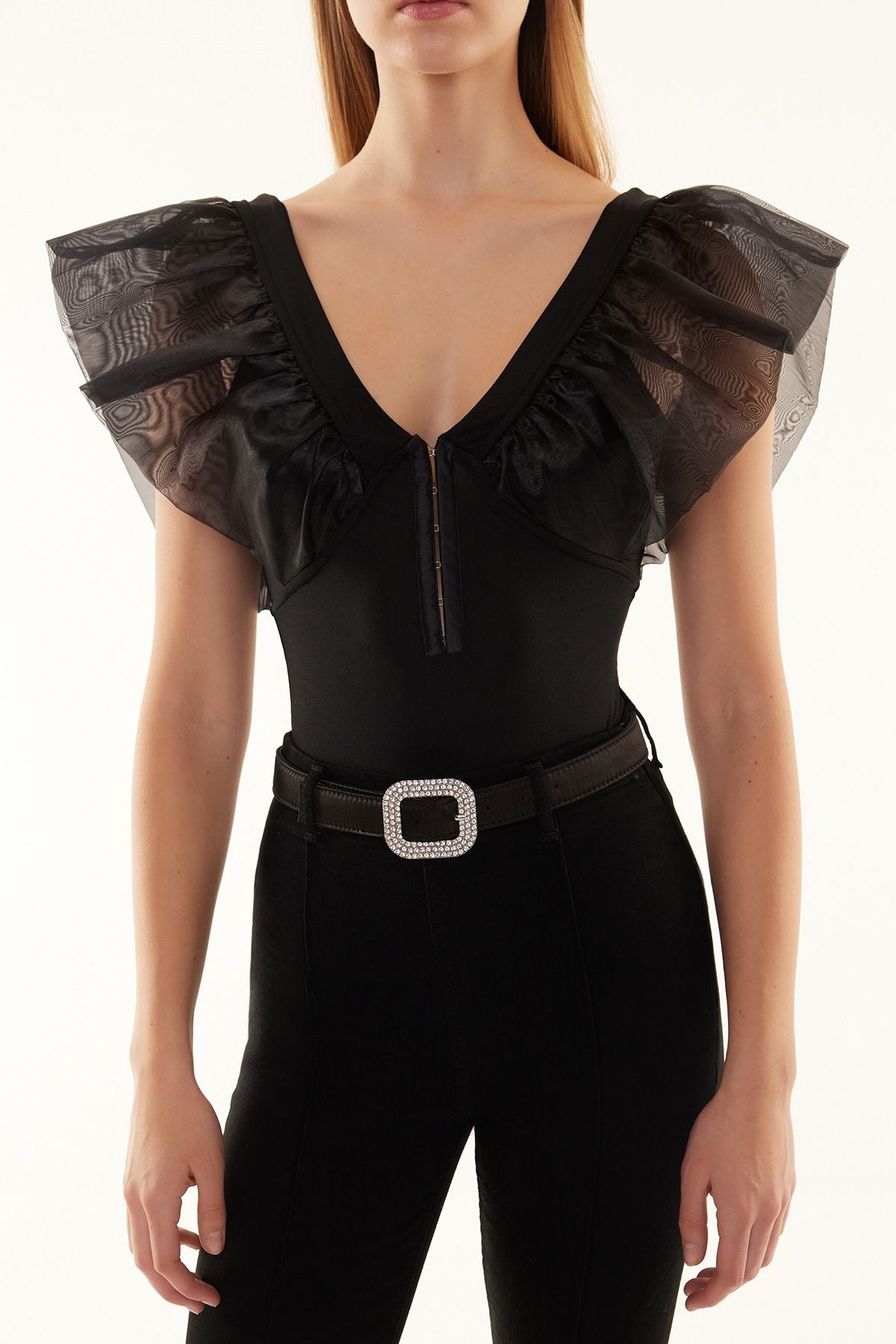 Black Woven Garnished Flexible Snap Fastener Knitted Body