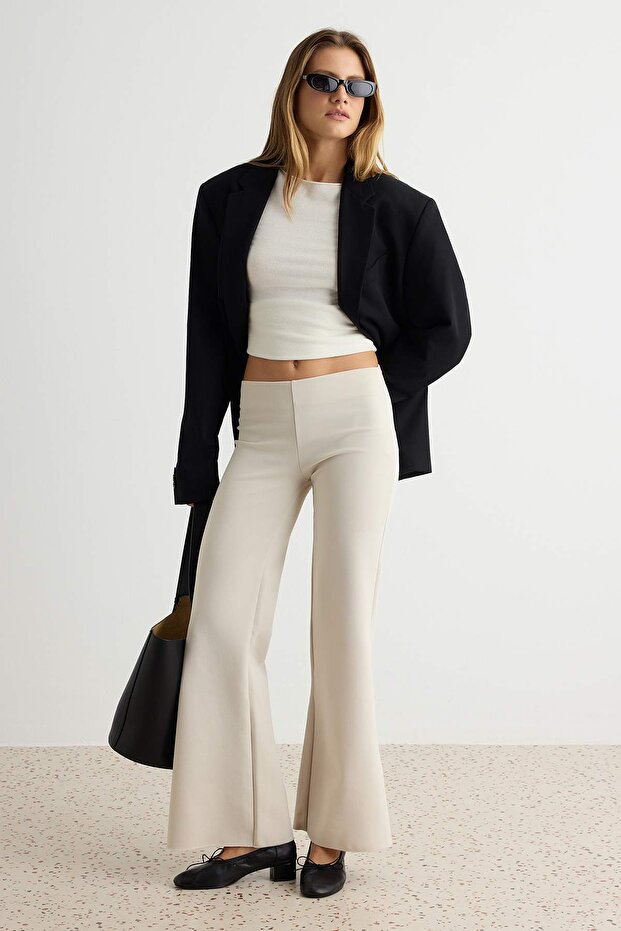 Stone Stretchy and Body-Hugging Fabric Flare Bell Leg Knitted Trousers