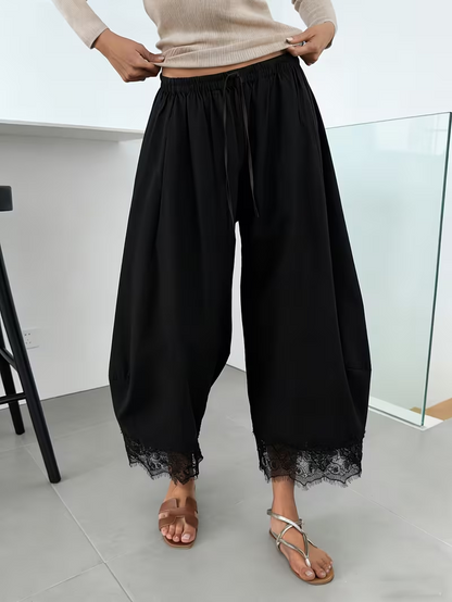 New Style Relaxed Fit Black Flowy Wide-Leg Pants with Lace Hem Design, High-Waisted Loose Fit Ankle Pants