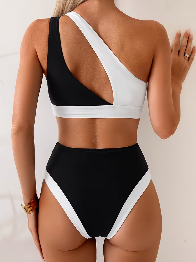 5SS Summer Trend Women'S One-Piece Jumpsuit Black And White Color-Blocking Off-Shoulder Asymmetrical Hollow-Out Irregular Fashion Casual Vacation Swimwear