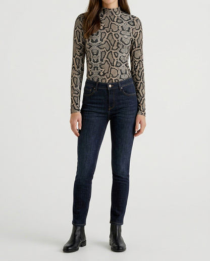 Women's patterned blouse