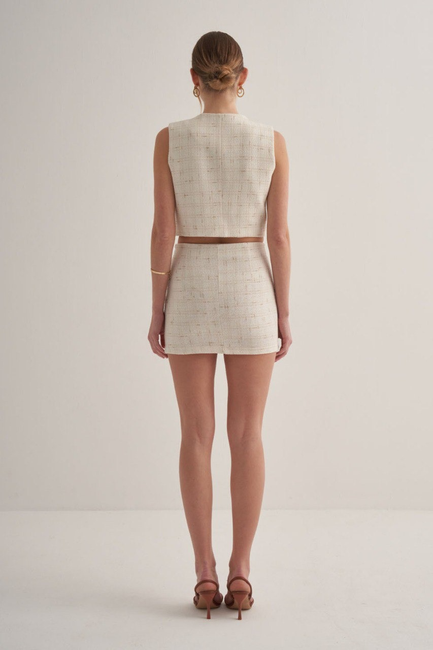 Detailed Off-White Buttoned Vest