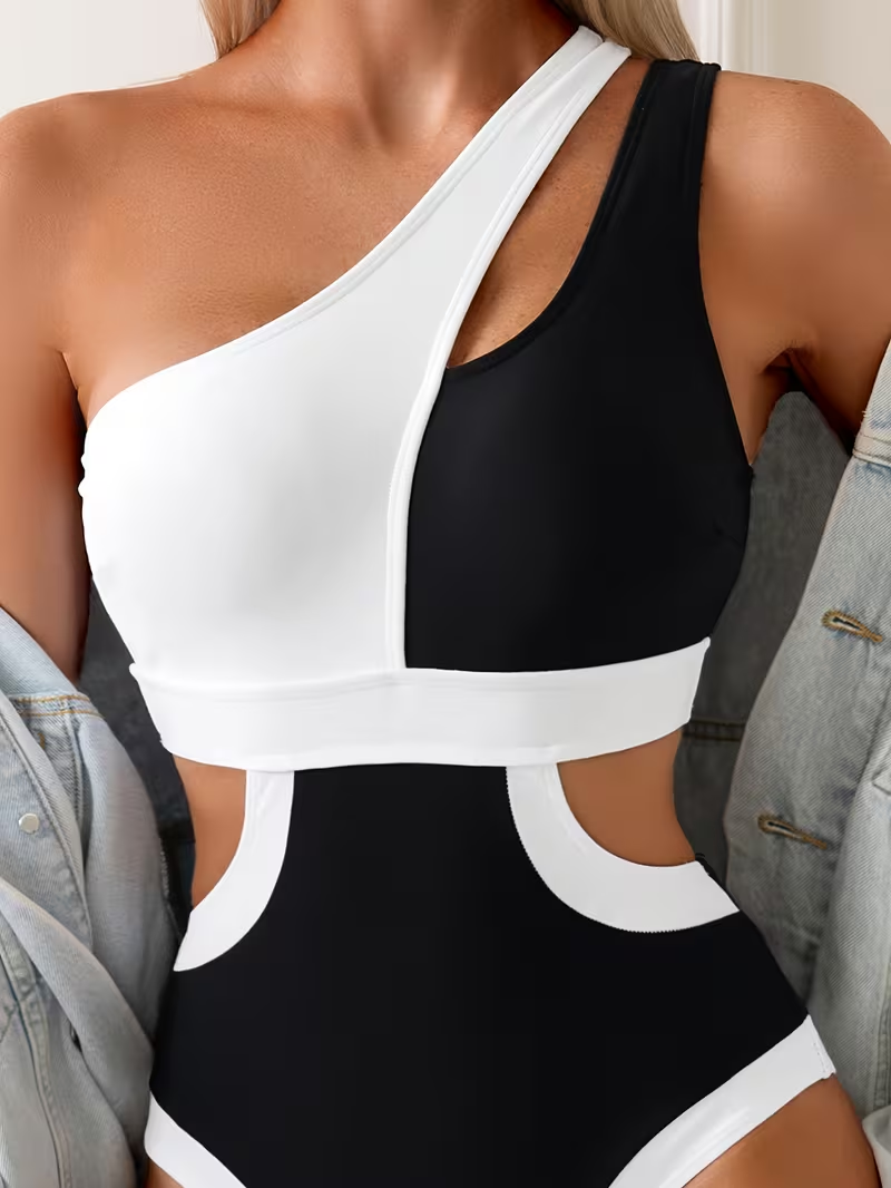 5SS Summer Trend Women'S One-Piece Jumpsuit Black And White Color-Blocking Off-Shoulder Asymmetrical Hollow-Out Irregular Fashion Casual Vacation Swimwear