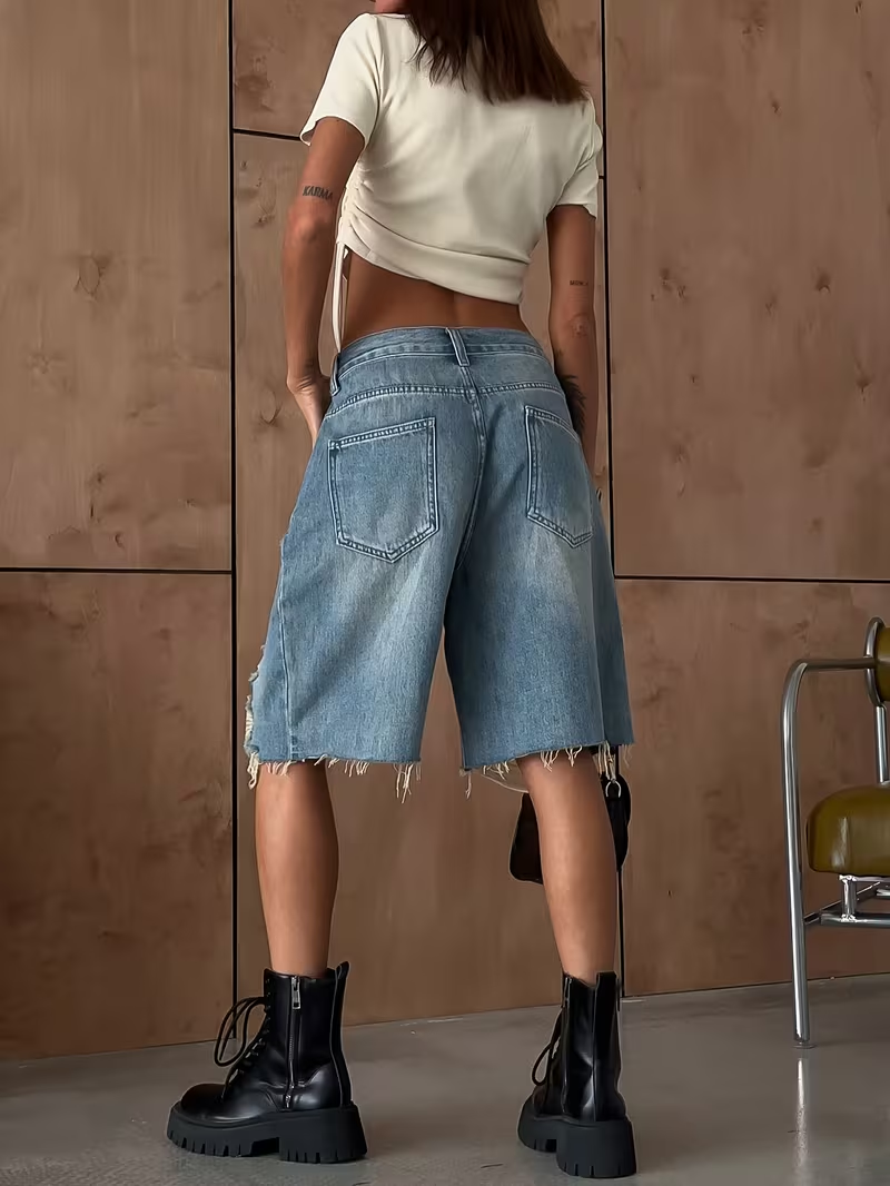 Women's Casual Ripped Denim Rhinestone Jeans Shorts for  Daily Wear