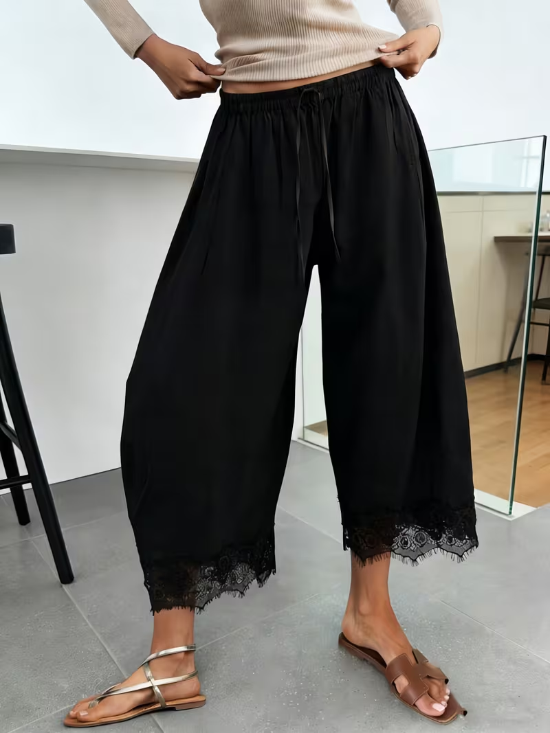 New Style Relaxed Fit Black Flowy Wide-Leg Pants with Lace Hem Design, High-Waisted Loose Fit Ankle Pants